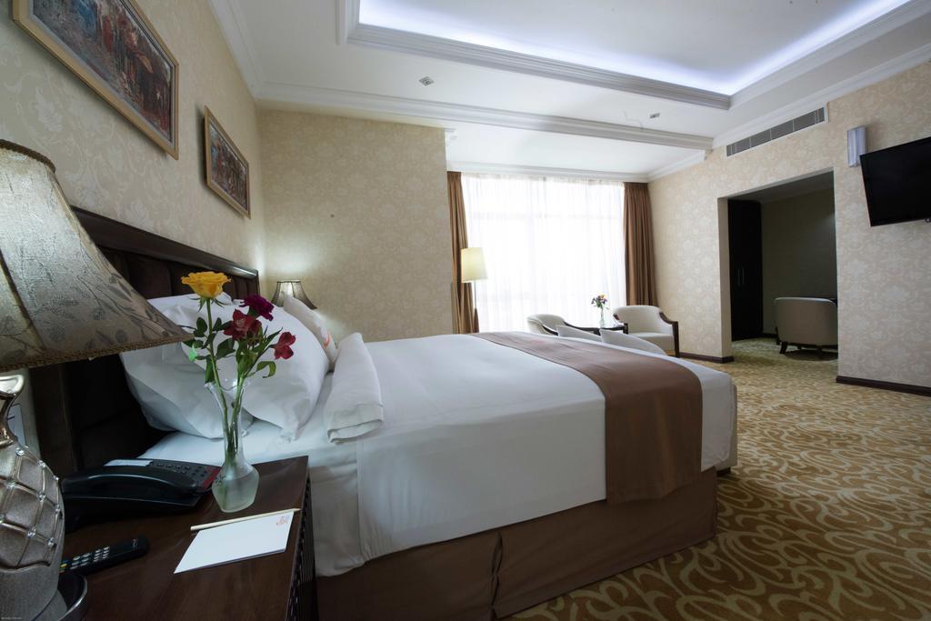 Capital Hotel And Spa Addis Ababa Dış mekan fotoğraf